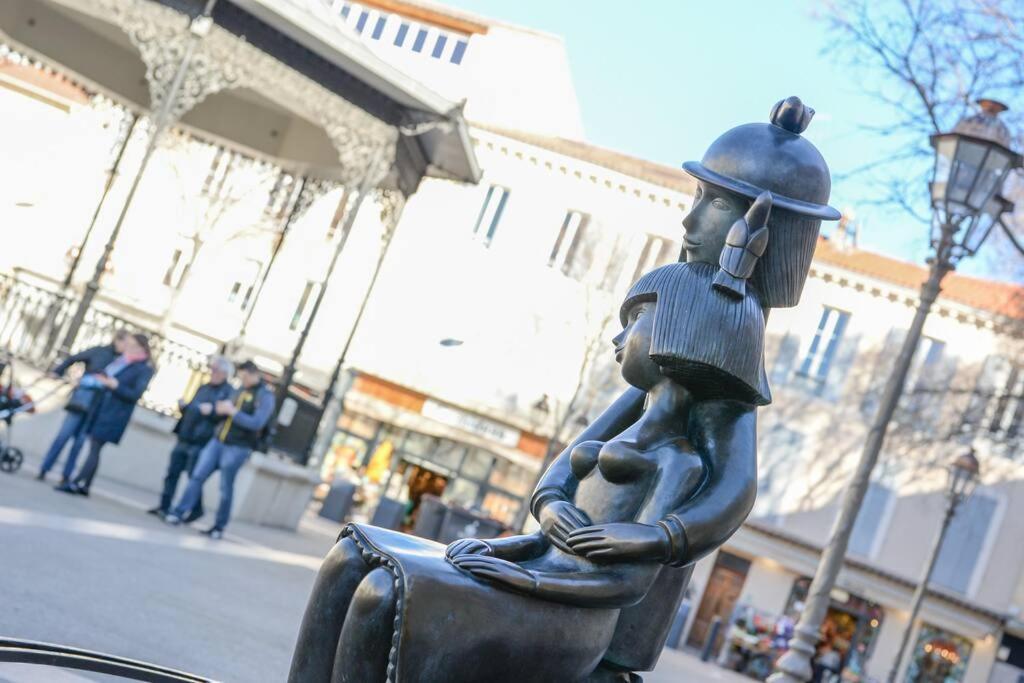 Old Town Antibes Superb New Flat, For 3, Ac, Wi-Fi Apartment ภายนอก รูปภาพ