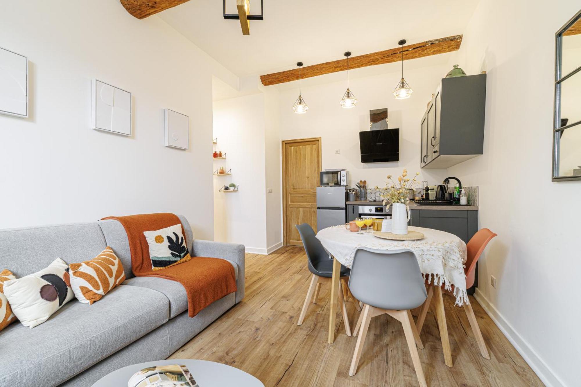 Old Town Antibes Superb New Flat, For 3, Ac, Wi-Fi Apartment ภายนอก รูปภาพ