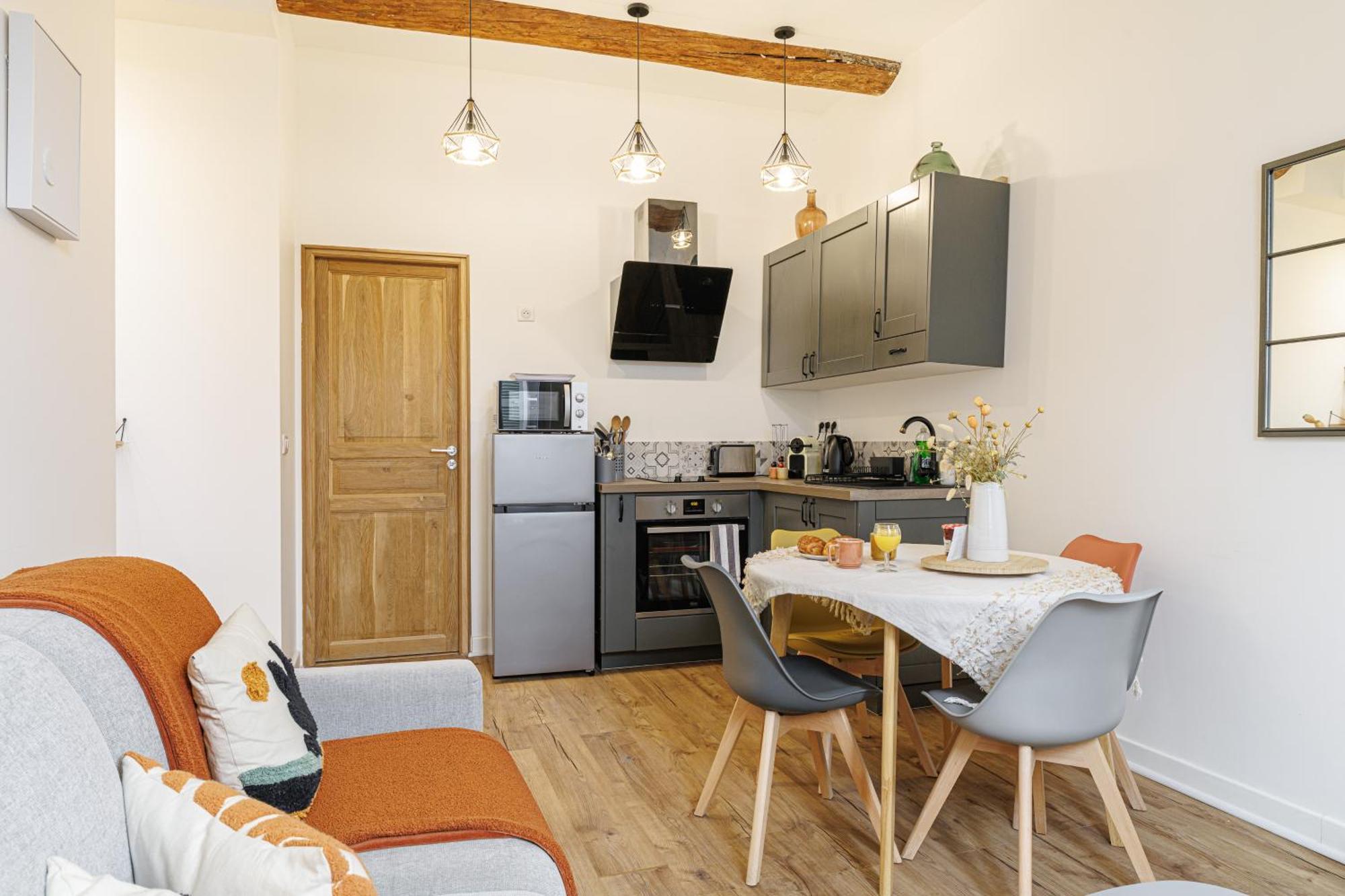 Old Town Antibes Superb New Flat, For 3, Ac, Wi-Fi Apartment ภายนอก รูปภาพ