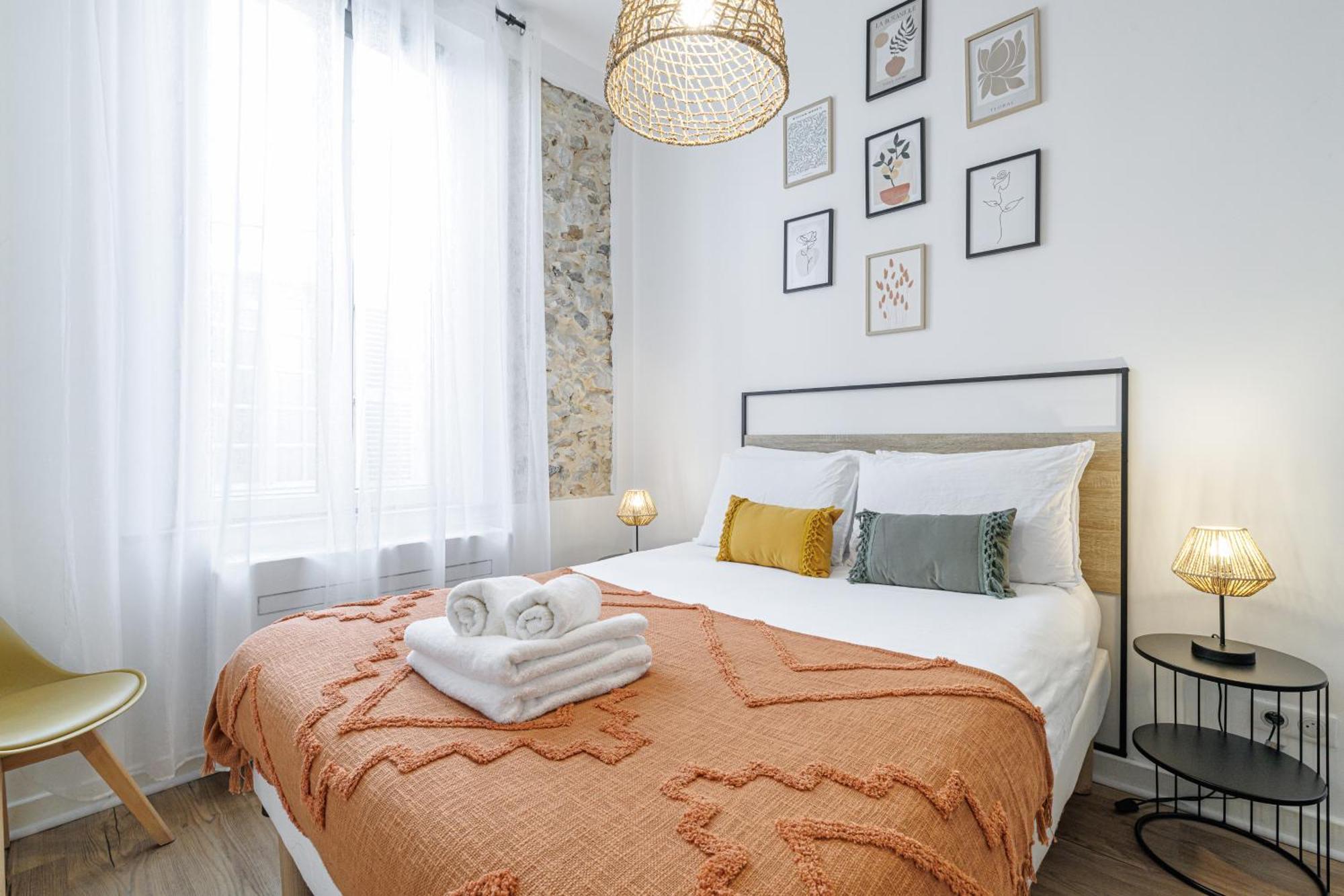 Old Town Antibes Superb New Flat, For 3, Ac, Wi-Fi Apartment ภายนอก รูปภาพ