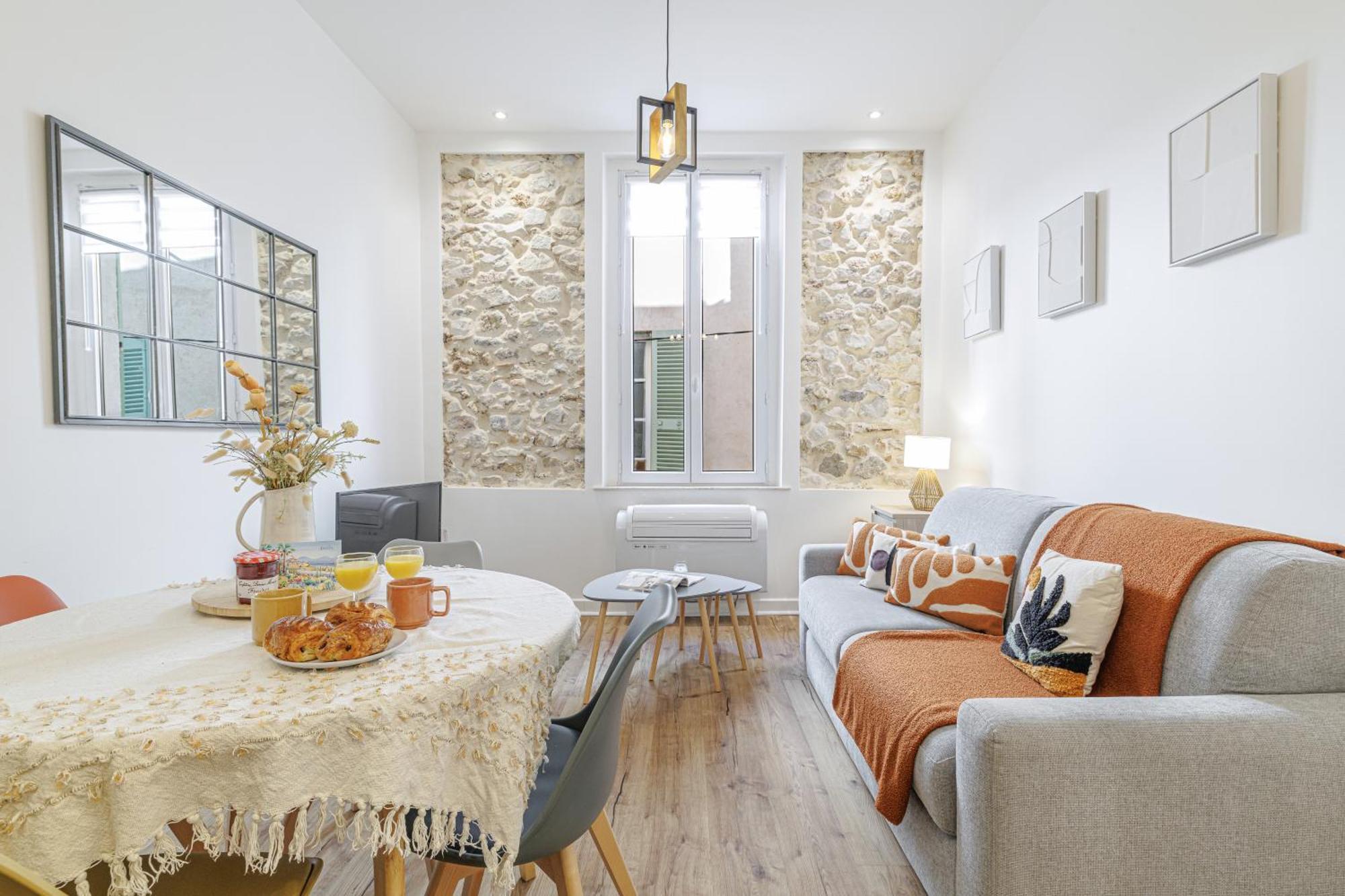 Old Town Antibes Superb New Flat, For 3, Ac, Wi-Fi Apartment ภายนอก รูปภาพ