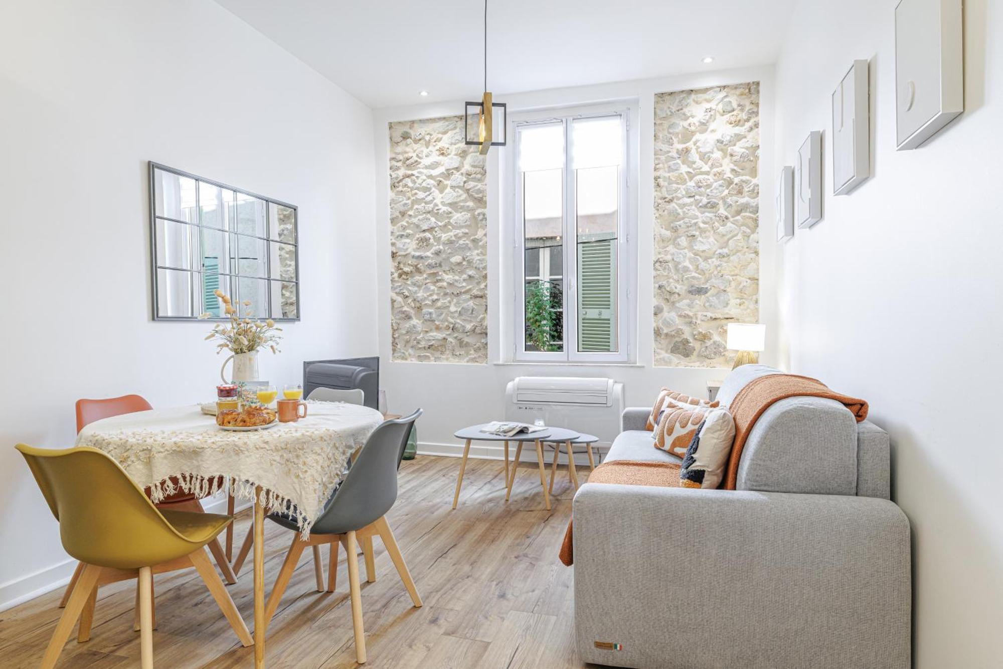 Old Town Antibes Superb New Flat, For 3, Ac, Wi-Fi Apartment ภายนอก รูปภาพ