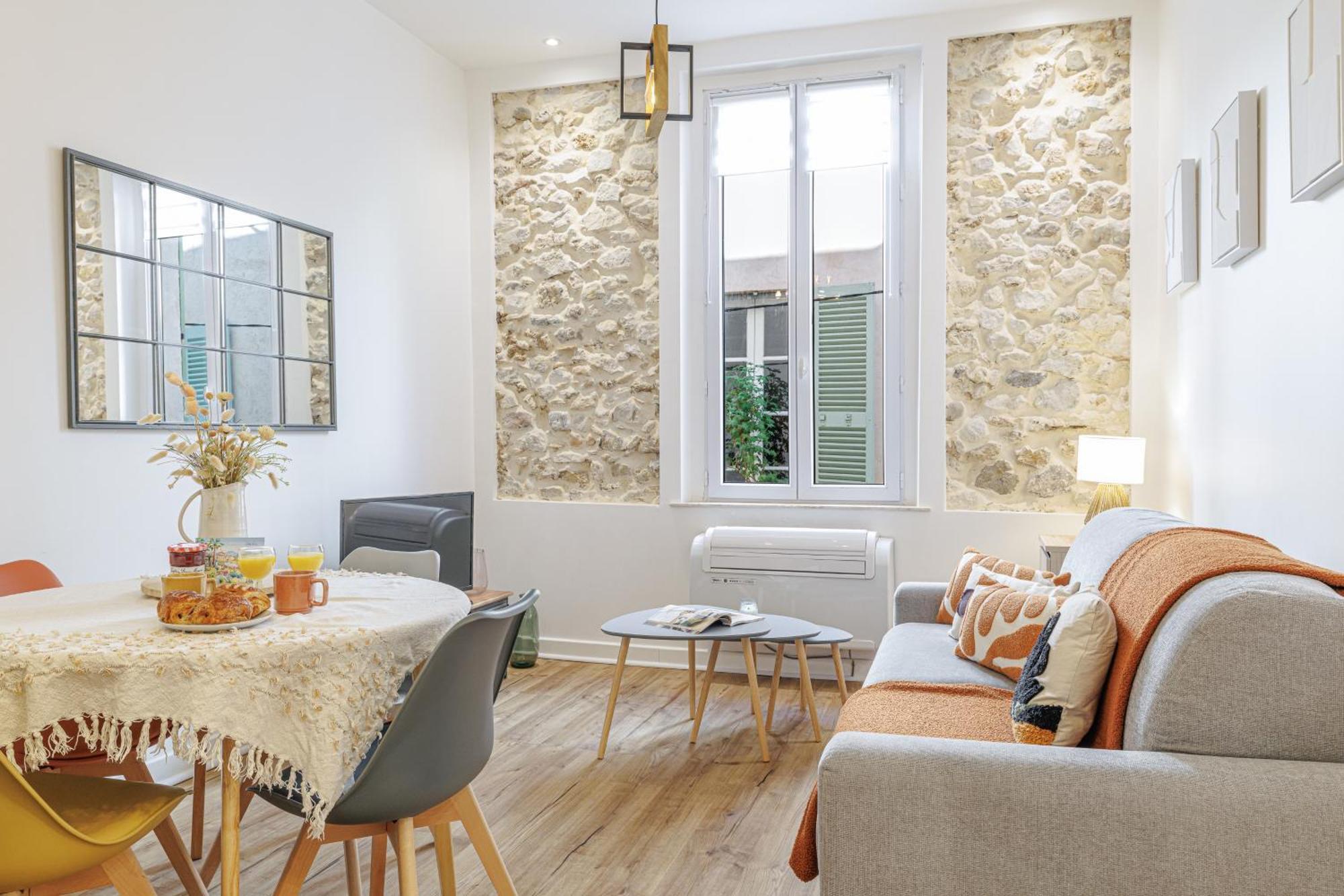Old Town Antibes Superb New Flat, For 3, Ac, Wi-Fi Apartment ภายนอก รูปภาพ